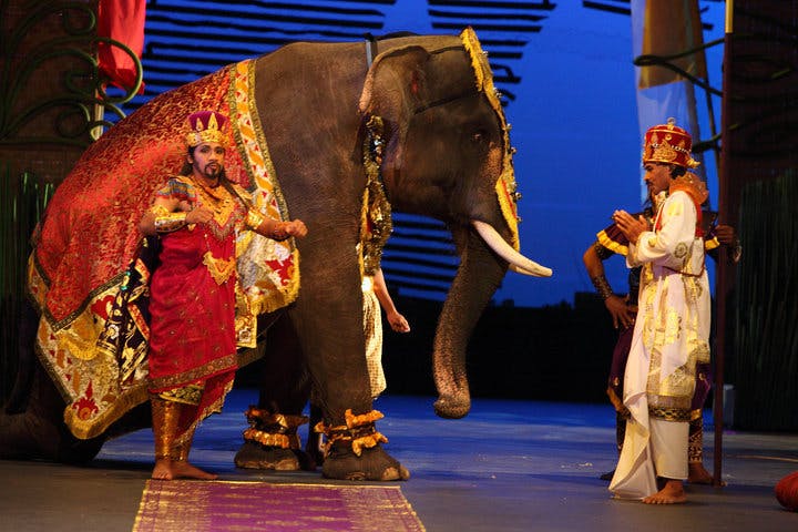 Bali Agung Show (Theatrical Performance)